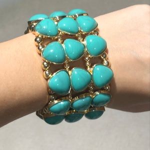 Gold and turquoise fashion bracelet